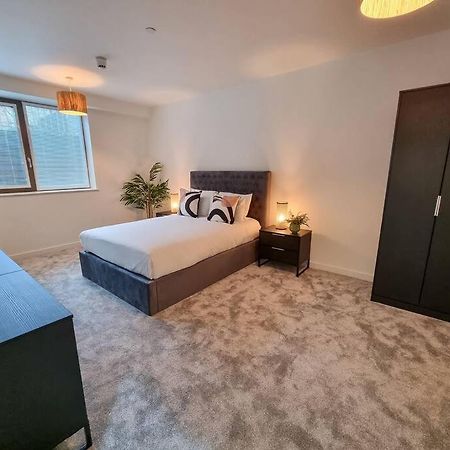 Stunning 4-Bedroom Townhouse With Free Parking Manchester Exteriér fotografie