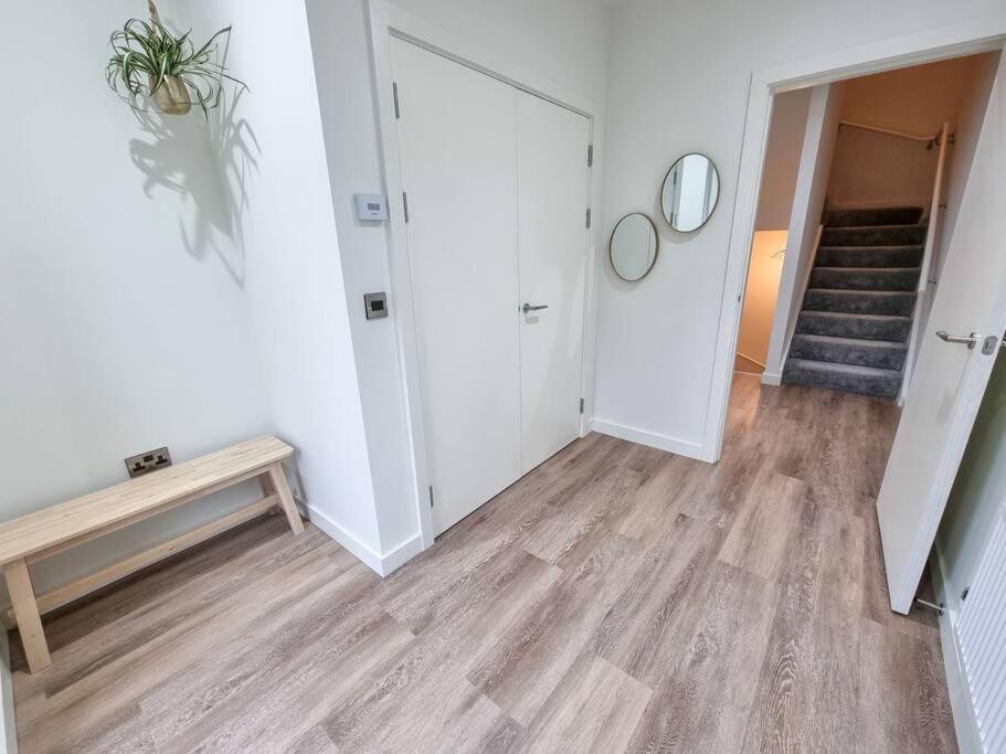 Stunning 4-Bedroom Townhouse With Free Parking Manchester Exteriér fotografie