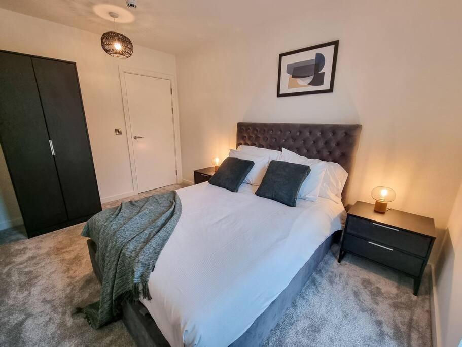 Stunning 4-Bedroom Townhouse With Free Parking Manchester Exteriér fotografie