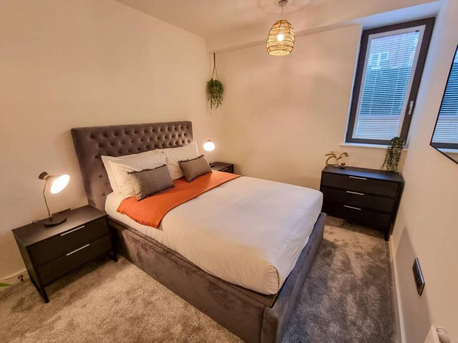 Stunning 4-Bedroom Townhouse With Free Parking Manchester Exteriér fotografie