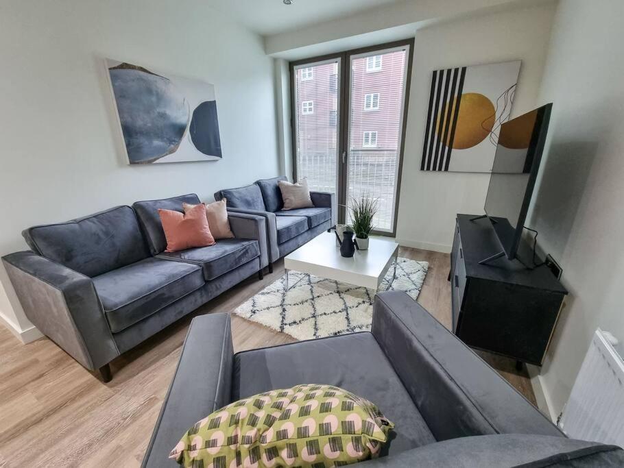 Stunning 4-Bedroom Townhouse With Free Parking Manchester Exteriér fotografie