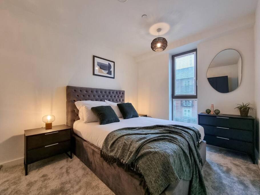 Stunning 4-Bedroom Townhouse With Free Parking Manchester Exteriér fotografie